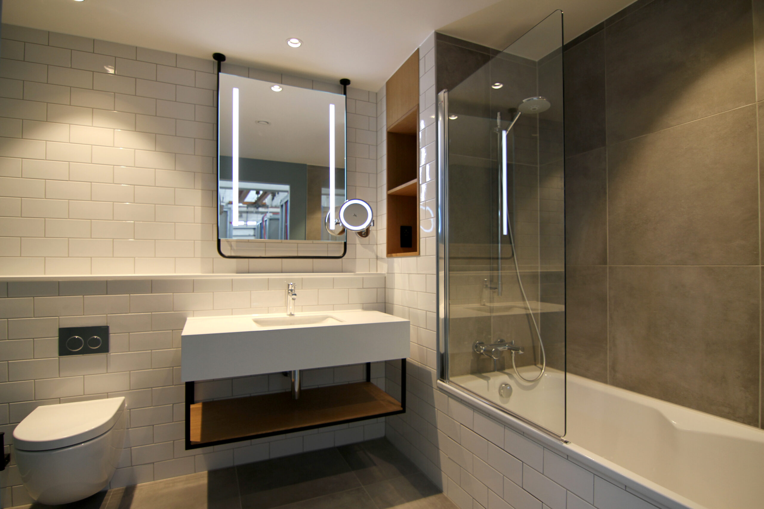 HILTON WOKING UK (1)